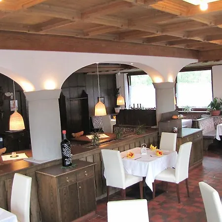 Hotel Tyrol