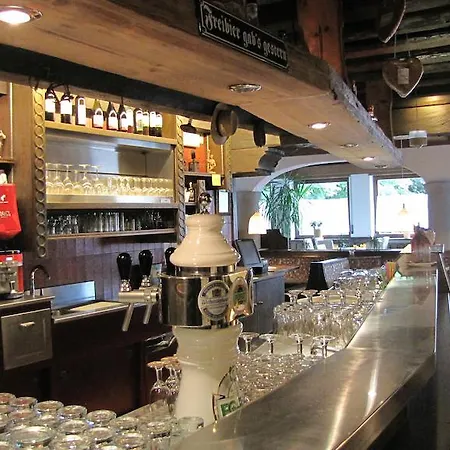 Hotel Tyrol 3*