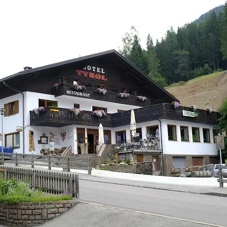 Tyrol Hotel Nova Levante